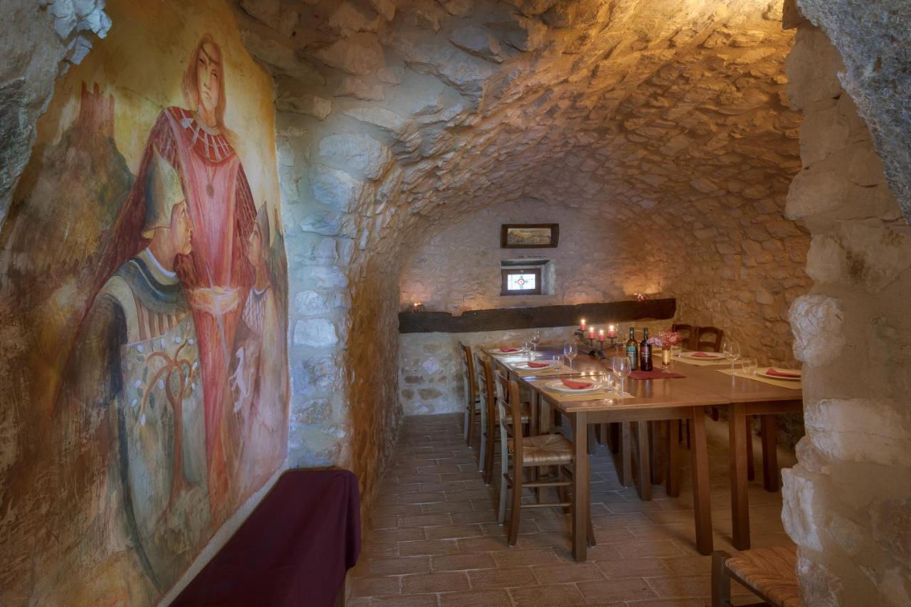 Castello Di Pupaggi Villa Sellano ภายนอก รูปภาพ