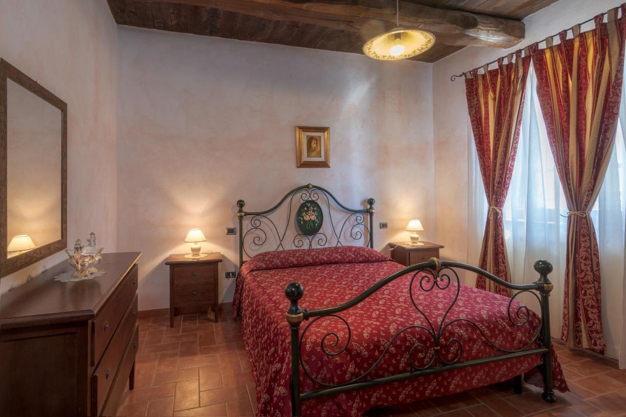 Castello Di Pupaggi Villa Sellano ภายนอก รูปภาพ