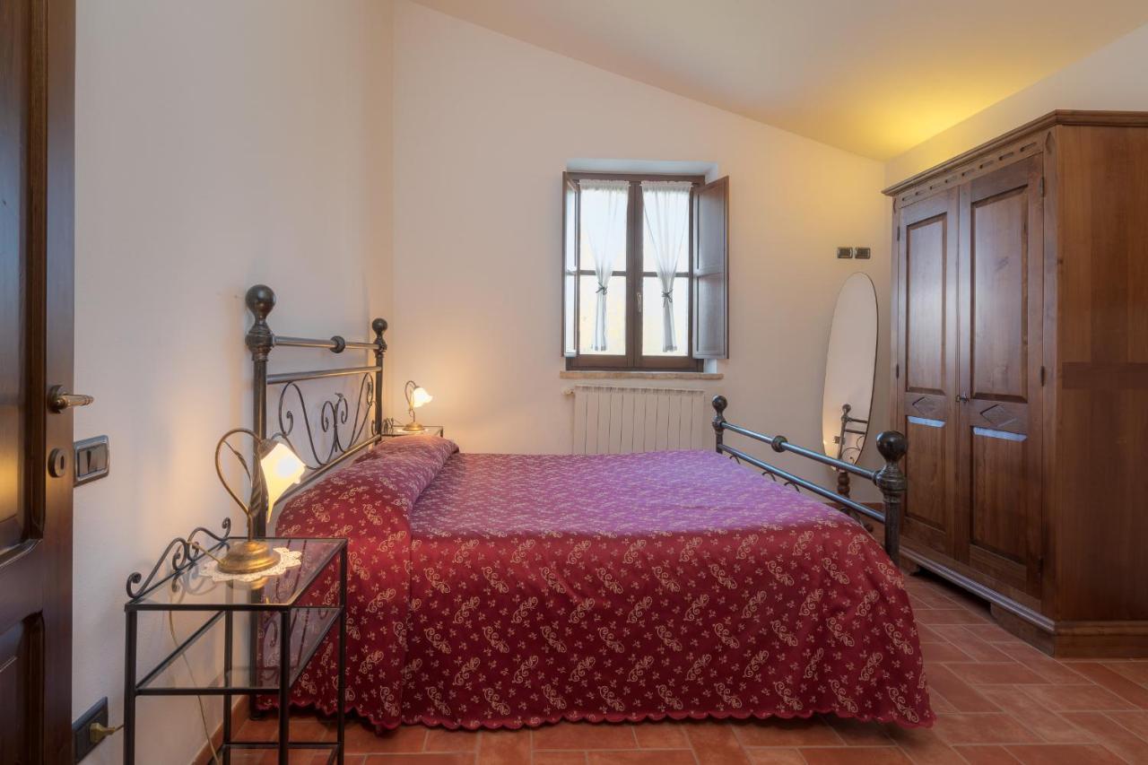 Castello Di Pupaggi Villa Sellano ภายนอก รูปภาพ
